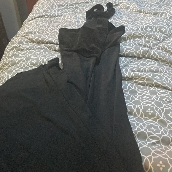 Fashion Nova maxi dress🖤 - Picture 10 of 10